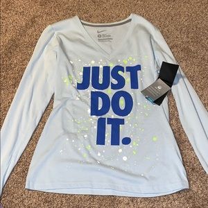 Ladies Long Sleev V-neck workout tee